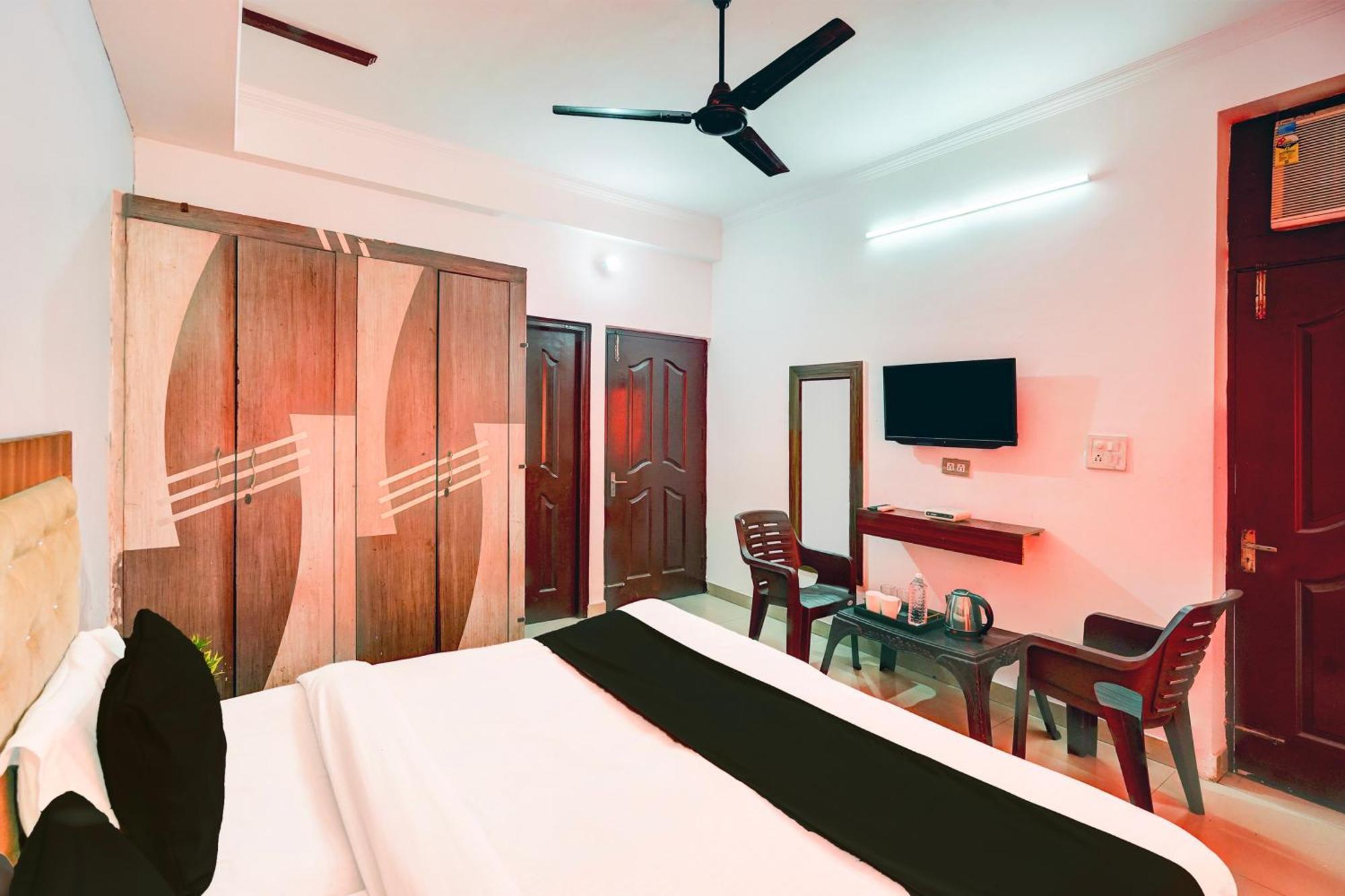 Super Hotel O Palm Dehradun Dış mekan fotoğraf