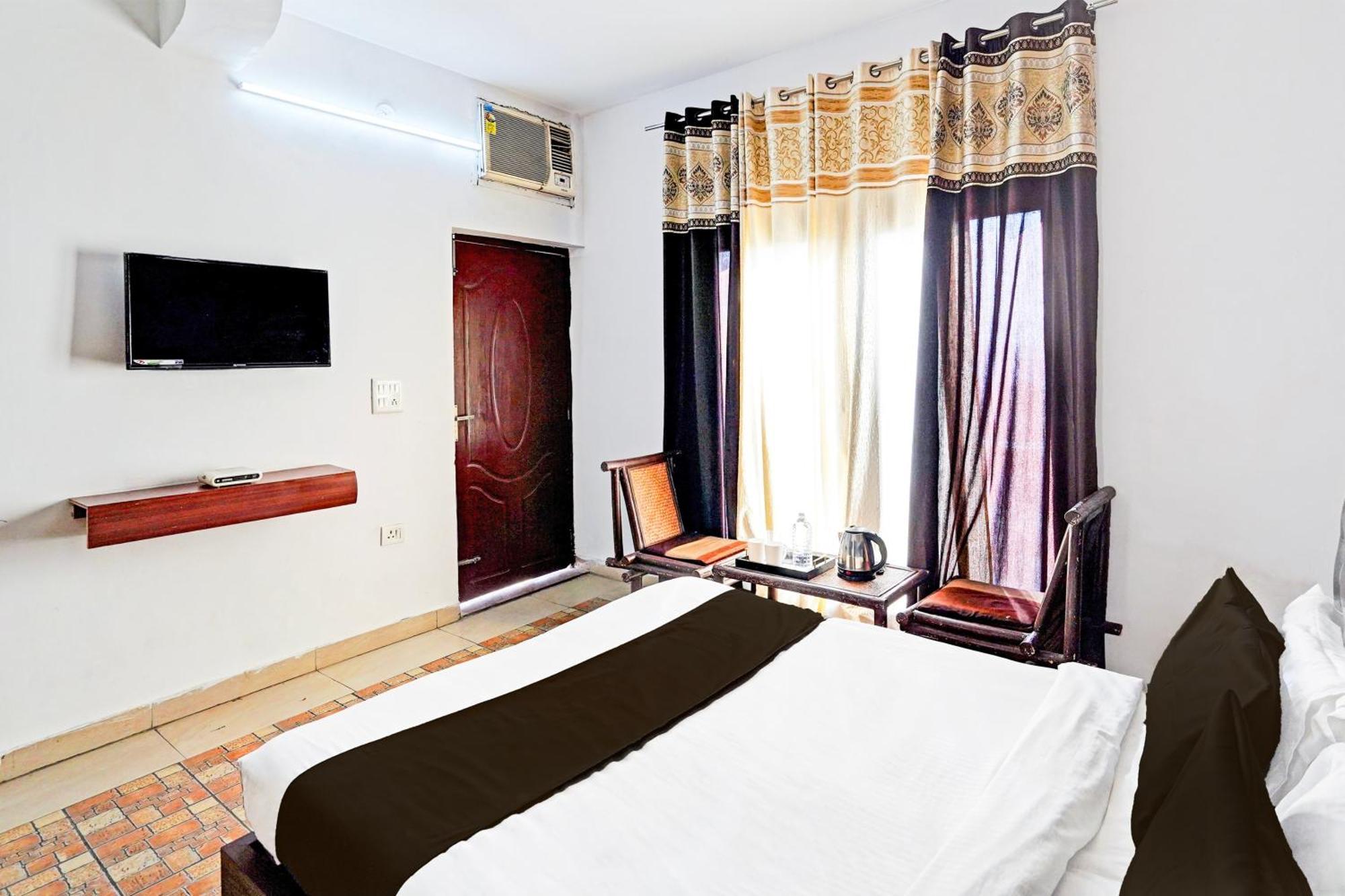 Super Hotel O Palm Dehradun Dış mekan fotoğraf